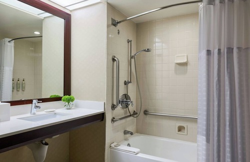 Los Angeles Hotel | Renaissance Los Angeles Airport Hotel
