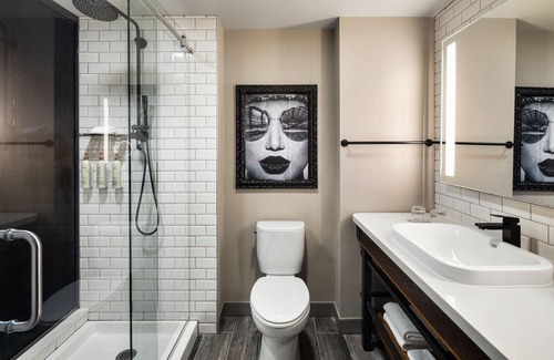 Gateway District Hotel | Renaissance Minneapolis Hotel, The Depot