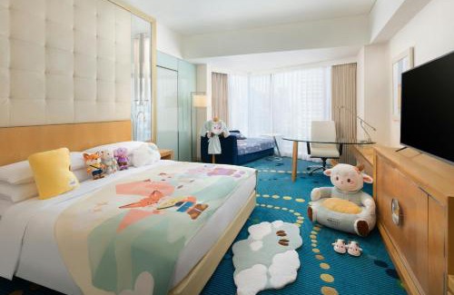 Huangpu Hotel | Renaissance Shanghai Yu Garden Hotel on the Bund