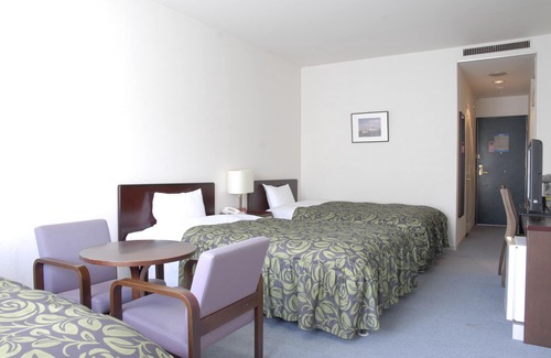 Tanagura Hotel | Renaissance Tanagura
