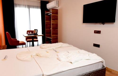 Karsiyaka Hotel | Renk Otel Karşıyaka
