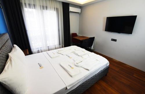 Karsiyaka Hotel | Renk Otel Karşıyaka