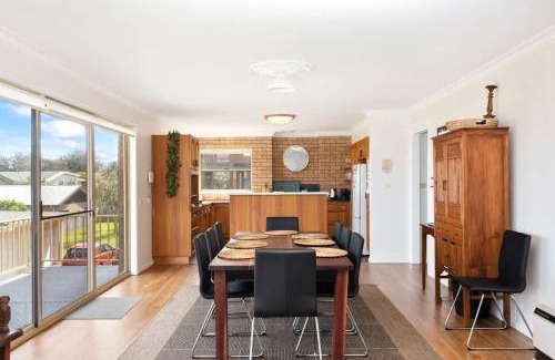Ulladulla House | Rennies Beach Escape "Carinya"
