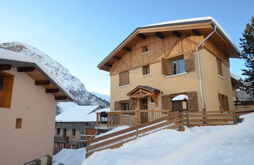 Saint-Marcel Ski Chalet | Renovated chalet with sauna, garage & Wi-Fi - Saint-Martin-de-Belleville