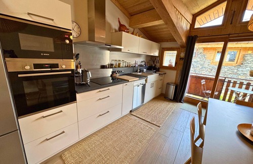 Saint-Marcel Apartment | Renovated Village House with 3 Bedrooms, Cozy Living, and Mountain Charm for 6 in St Marcel