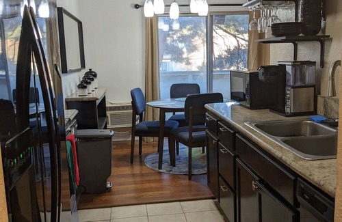 Northeast Reno Condo | Reno Retreat: Cozy Condo in covienent location with deck!