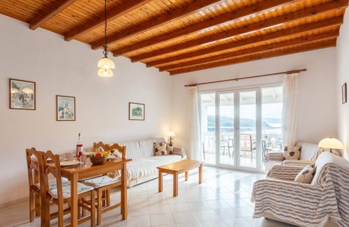 Agios Stefanos Apartment | Renoula - Two Bedroom Apartment, Sleeps 5