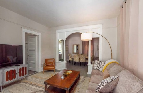 West Central Apartment | Renovated 1 Bed, 1 Bath, KING BED! Near Downtown!