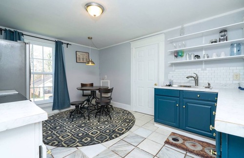 East Durham Apartment | Renovated 3 Bedroom Close to Downtown