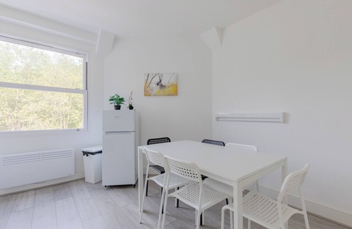 Wapping Apartment | Renovated 3BD Flat, 16 Minutes to Tower Bridge