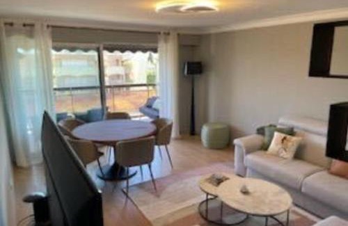 Plaine de la Brague Apartment | Renovated apartment - 2 bedrooms with balcony