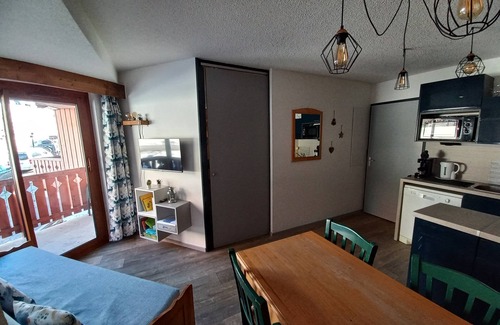 Valmeinier Apartment | Renovated Apartment for 5 People Near the Snow Front