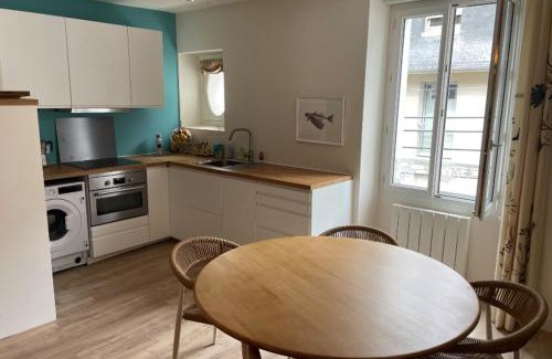 Dinard Apartment | Renovated apartment - near beach