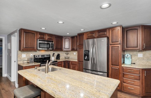 Moultonborough House | Renovated Balmoral Winnipesaukee Sleeps 8 Pet Friendly