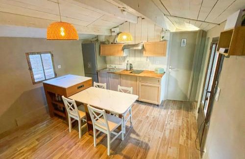 Roquebrune-sur-Argens House | Renovated Cabin Near Argens River
