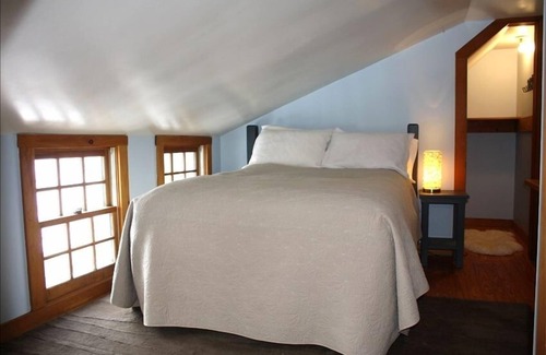 Barnard Cabin | Renovated Cabin Overlooking Waterfall and Pond