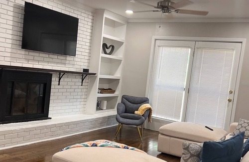 Raleigh House | Renovated central located 5 bedroom home! Great for family,friends and teammates