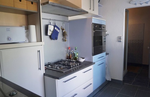Barbatre House | Renovated Country House with Garden, 2 Bedrooms, 500m from Beach
