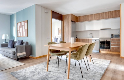 El Born Apartment | Renovated El Born 2BR nr Port Vell, by Blueground