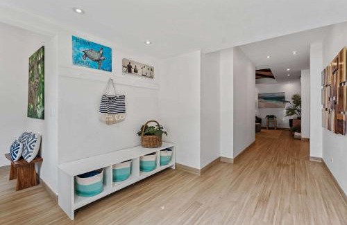 Playa Grande Villa | Renovated Family Home BBQ - Pool