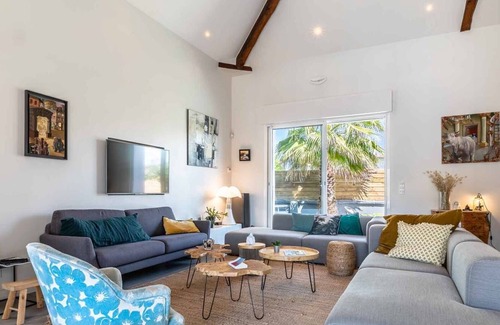 Benesse-Maremne House | Renovated farmhouse near Hossegor (10 mins from the beaches)