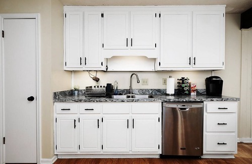 Lithia Springs House | Renovated Farmhouse Near Six Flags
