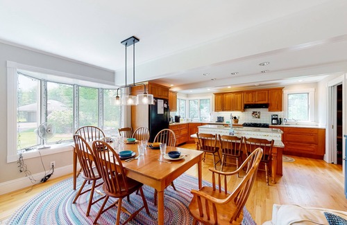 Brunswick Other | Renovated farmhouse on an acreage with grill, four-bedrooms, & W/D - river views