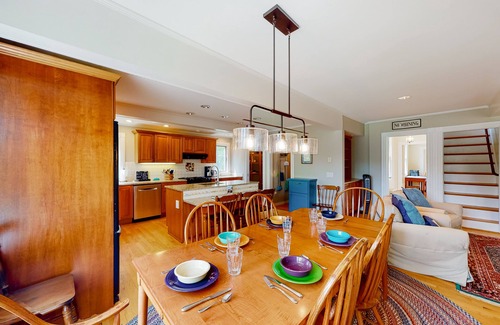 Brunswick Other | Renovated farmhouse on an acreage with grill, four-bedrooms, & W/D - river views