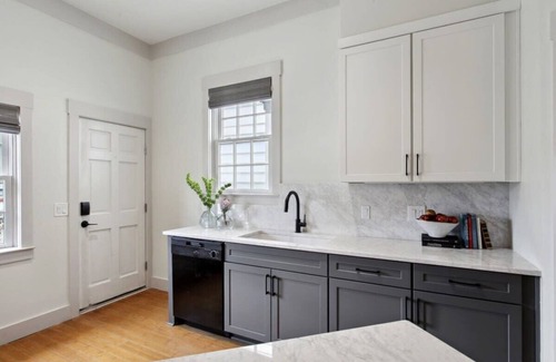 Old West Broad Neighborhood Condo | Renovated Home | Free Parking