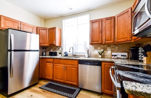 Peoplestown House | Renovated Home with Front Porch, Back Deck, Pool Table, Desk, PetFriendly