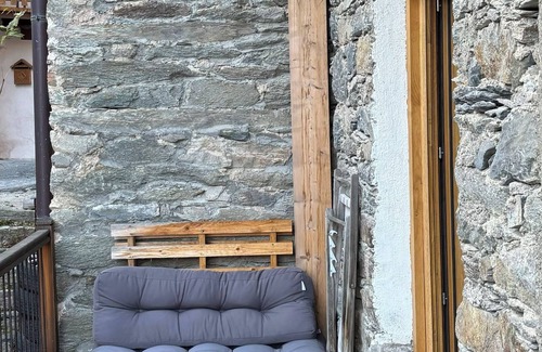 Villarabout Ski Chalet | Renovated house in authentic 3 Vallées hamlet with view and SPA