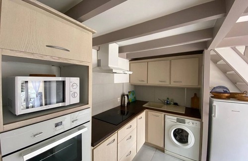 Capbreton Villa | Renovated Patio Villa with Large Terrace, BBQ, and Parking