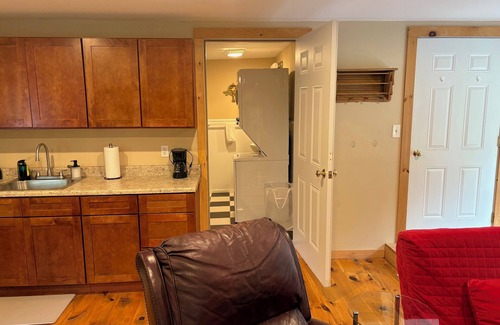Cooperstown Apartment | Renovated private Apartment CLOSE to town and the Dreams Park!