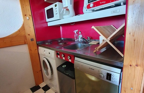 Arc-2000 Apartment | Renovated studio near center, balcony, 4 people