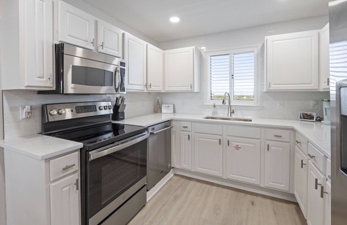 Ono Island Condo | Renovated Sandy Key Penthouse With Upper Level Gulf Views! Treat Yourself!