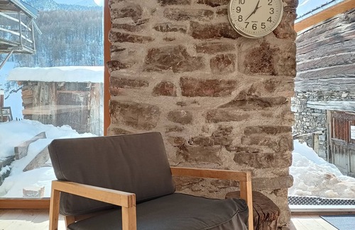 Crevoux Ski Chalet | Renovated sheepfold near the slopes ideal for 2 families