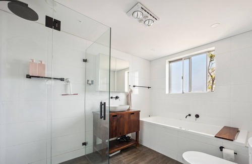 Croydon Apartment | Renovated, Spacious Unit Perfect for Young Families
