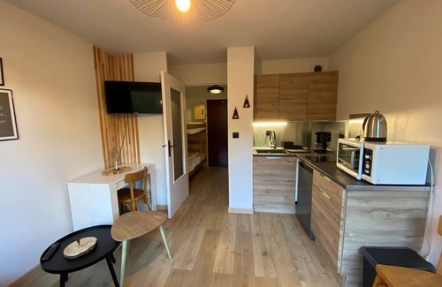 Cohennoz Apartment | Renovated studio for 4 with terrace and parking, Crest-Voland