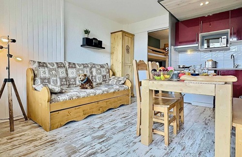 Le Lavachet Apartment | Renovated studio for 4 in Tignes, near slopes and shops