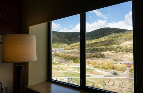 Park City Condo | Renovated Studio with All of the Necessities by RedAwning - Save 20% on 7+ Nights!