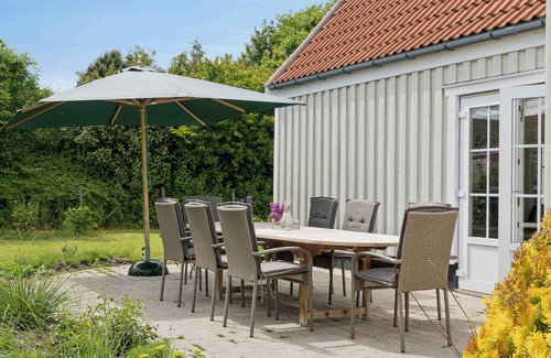 Holloselund House | Renovated summer house in Vejby/Tisvilde