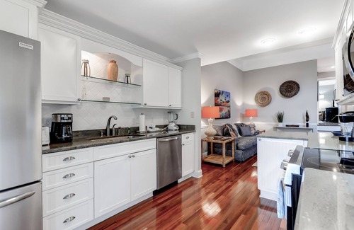 Ocean Point House | Renovated townhome w/Pool and Tennis courts - 39 Linkside