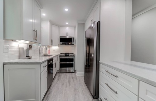 Isle of Palms House | Renovated, Very Modern Beach Home on Quiet Street, Close to Beach & Marina!