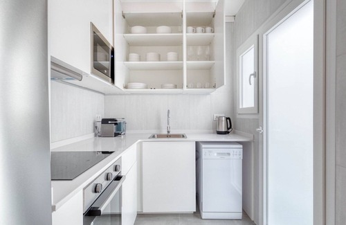 Gracia Apartment | Renovated Vila de Gràcia 3BR, by Blueground