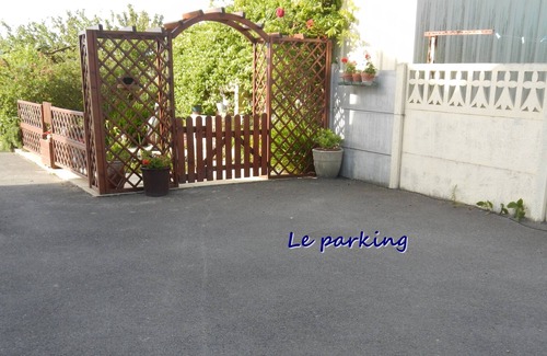Cherrueix Apartment | Rent in bay(berry) of the holy mountain michel