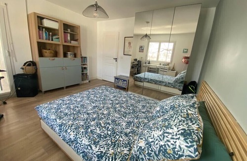 Seynod House | Rent large house 5 bedrooms 8 sleeps Annecy swimming pool
