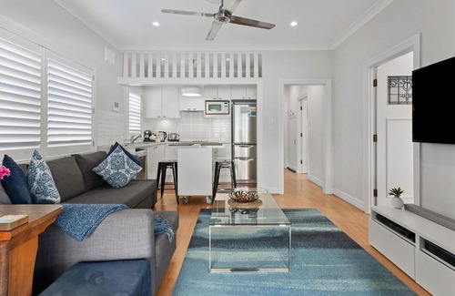 Clovelly Apartment | Rent Two Beach Units As One - Stay With Family