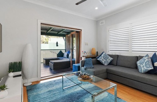 Clovelly Apartment | Rent Two Beach Units As One - Stay With Family