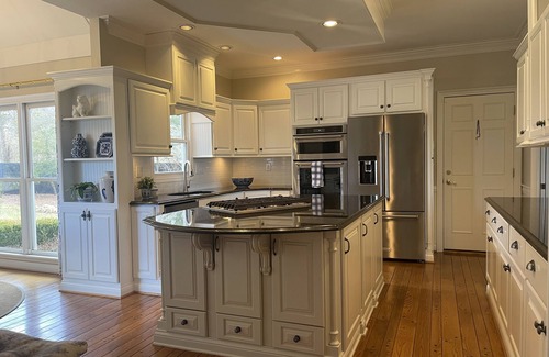 Buechel House | Rent your Derby house! Updated, amenities, minutes from Valhalla!