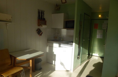 Lamalou-les-Bains Apartment | rental apartment studio cure lamalou les bains trainee vacancy